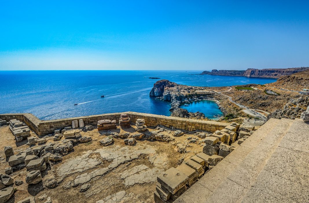 lindos-2034232_1280