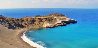 Η παραλία που αγαπήσαμε…